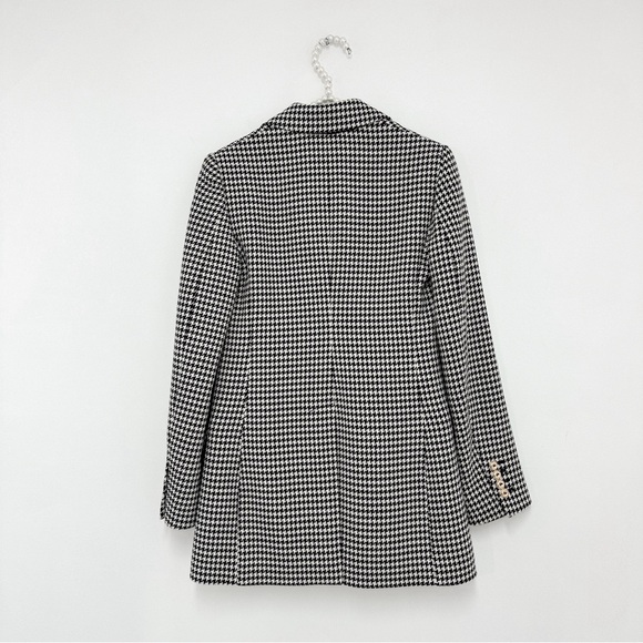 Aritzia Wilfred Houndstooth Double Breasted Margaux Blazer Jacket in Black White - Picture 3 of 9